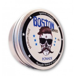 Pomada para cabello con fijación media, marca Boston.