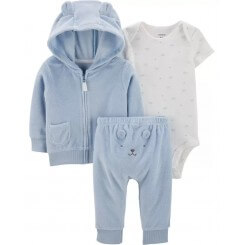 Conjunto de 3 piezas con sueter, pantalón y pañalera con el tema de oso en color azul. Marca: Carters y envíos a todo México.